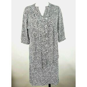 Foxcroft NYC Women's Dress Size 8 Geometric Print Over Shirt White and Navy Blue